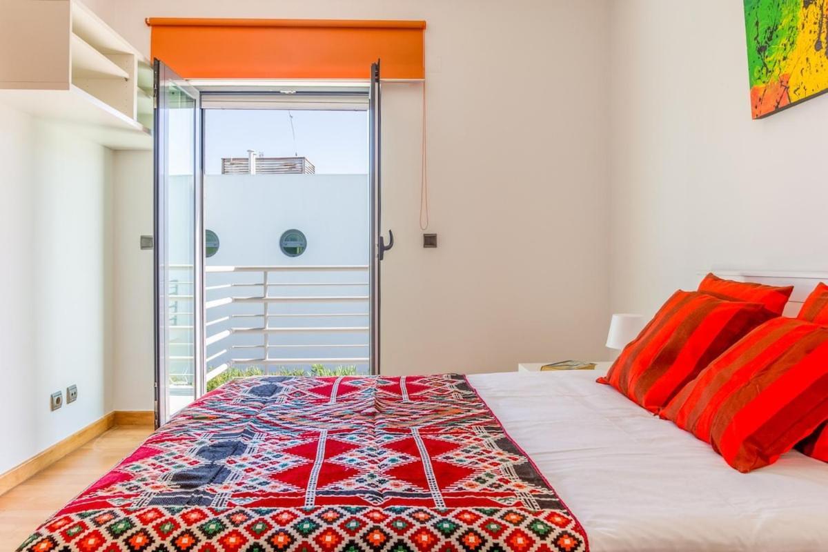 3 Bedroom Villa With Private Pool In Palmela Εξωτερικό φωτογραφία